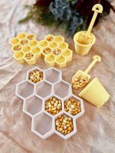 Load image into Gallery viewer, Medium Honeycomb Trinket Tray / Bioplastic Sensory Tray
